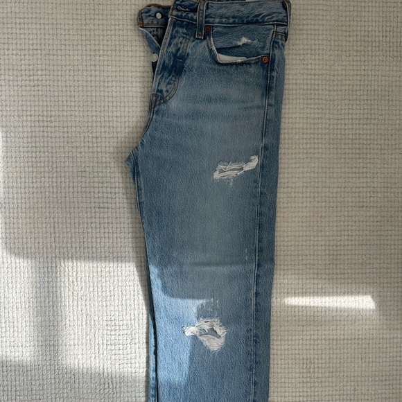 SZ 25 Levi’s Ripped Wedgie Straight - Picture 4 of 5
